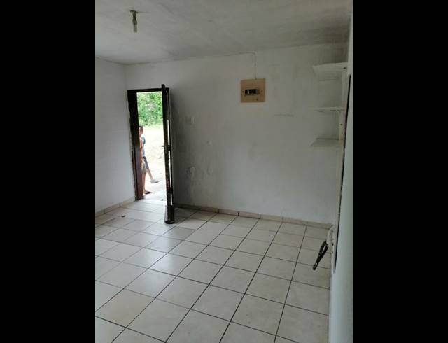 2 BEDROOM APARTMENT FOR SALE IN SUNFORD